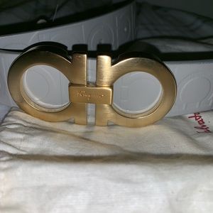 Salvatore Ferragamo Belt size 40
